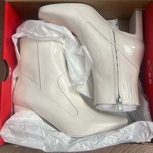 Diesel D-Millenia Ankle Heeled Boots (Brilliant White) Size 8.5 NWT